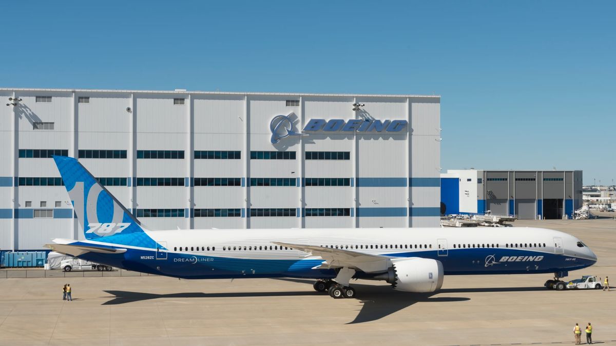 Boeing 787 production ends at Seattle, shifts to South Carolina