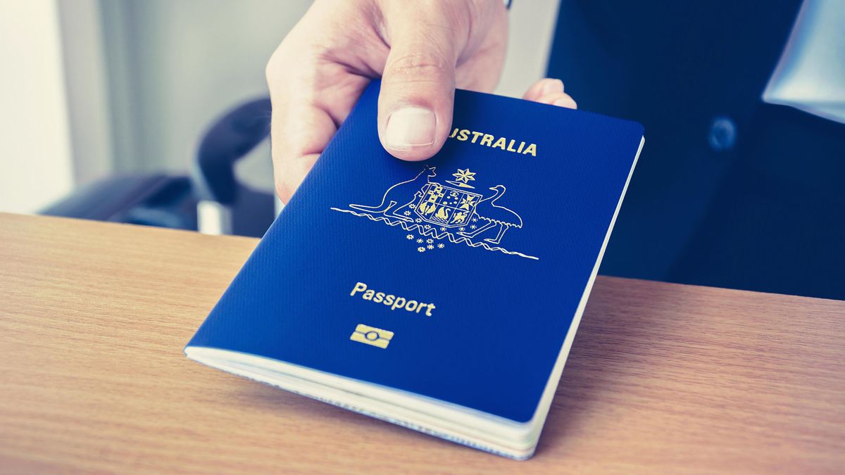 travelling to new zealand on australian passport