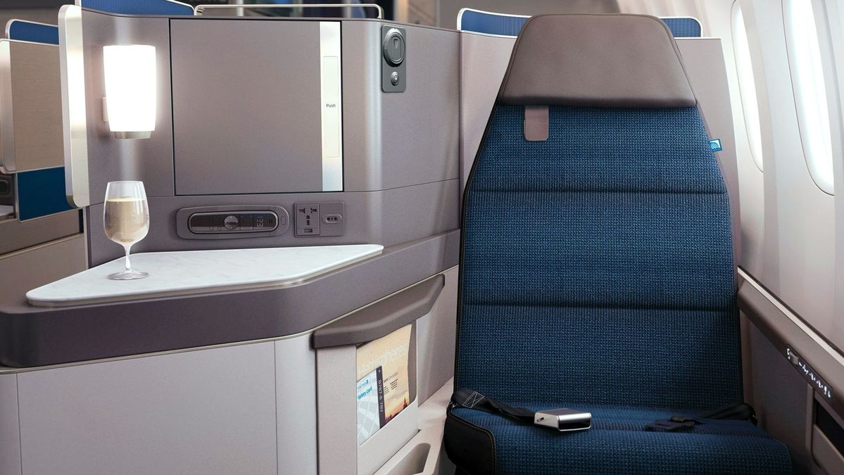 United Airlines explores ‘Polaris Plus’ business class