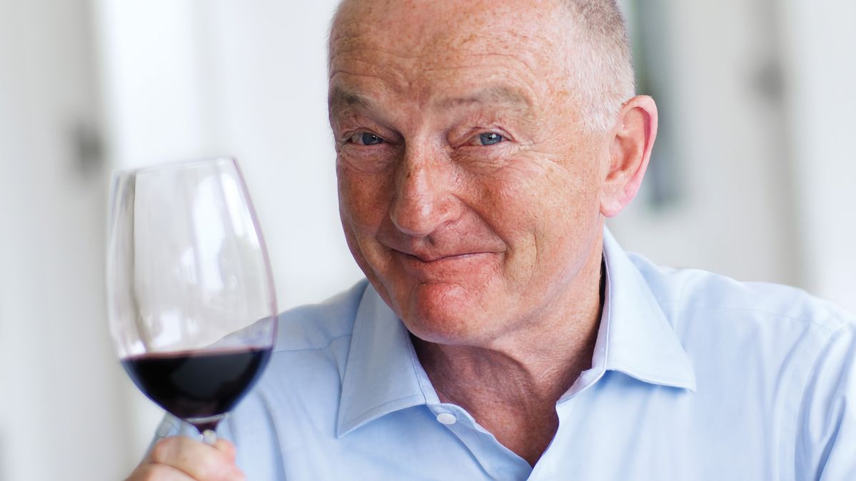 Eat this, drink that: Oz Clarke on pairing inflight food & wine