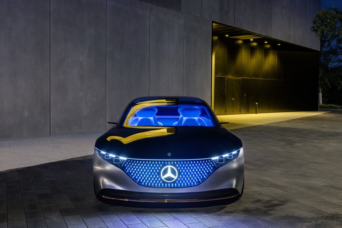 Mercedes debuts new V-Class van, promises electric EQV concept
