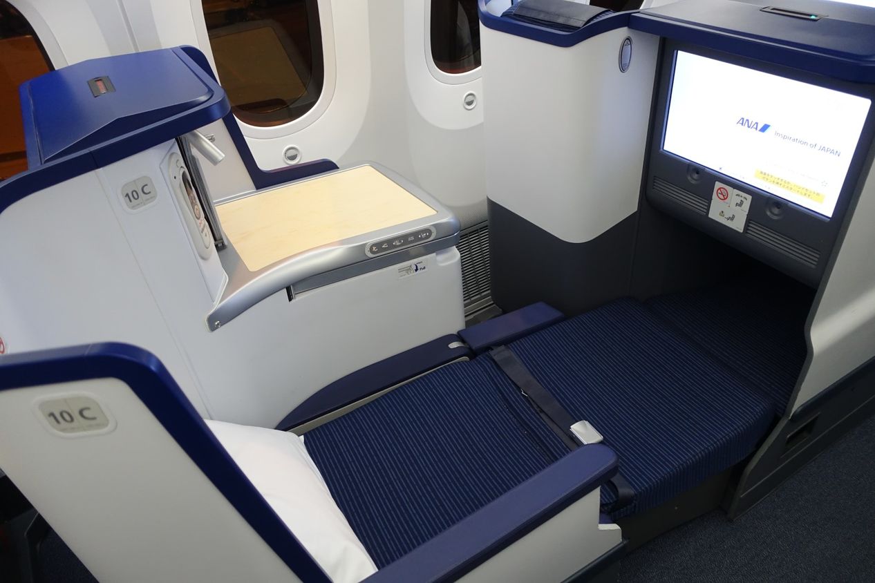 Review: ANA Boeing 787-9 business class (Sydney - Haneda, Tokyo ...