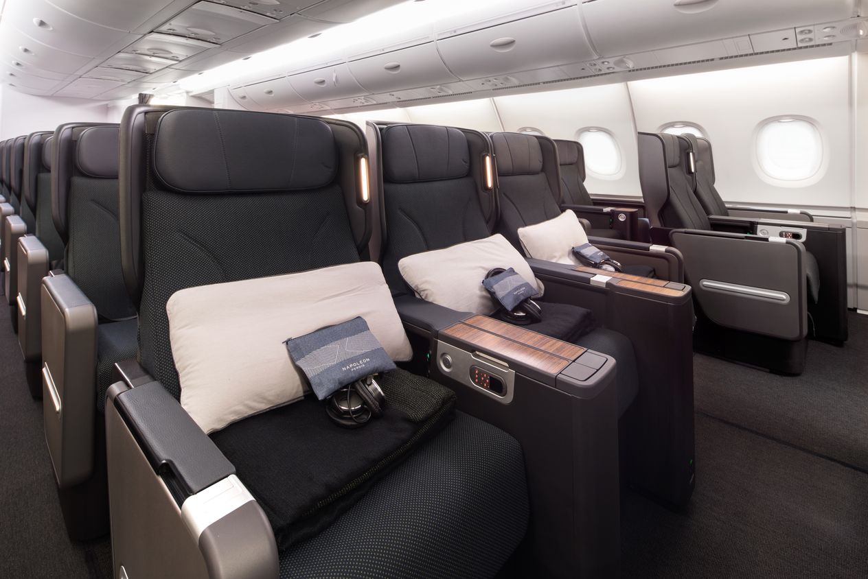 Qantas’ refurbished Airbus A380 first class, business class lounges ...