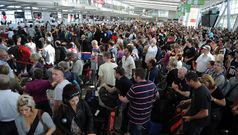 Sydney Airport Terminal 2 evacuated