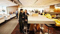 Qantas mulls single lounge for HK