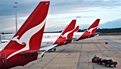 Qantas warns of $250m-300m loss