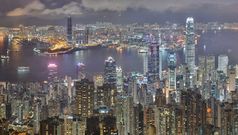 Qantas sees HK as Chinese transit point