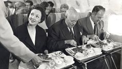 Qantas goes retro with airport lounge meals