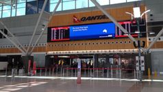 Qantas relaxes flight refund rules