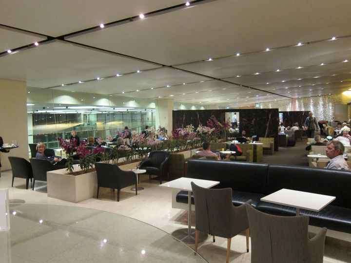 Thew new Qantas Singapore Lounge will replace both the First Lounge (above) and Business Lounge