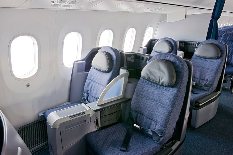 United's Boeing 787 business class