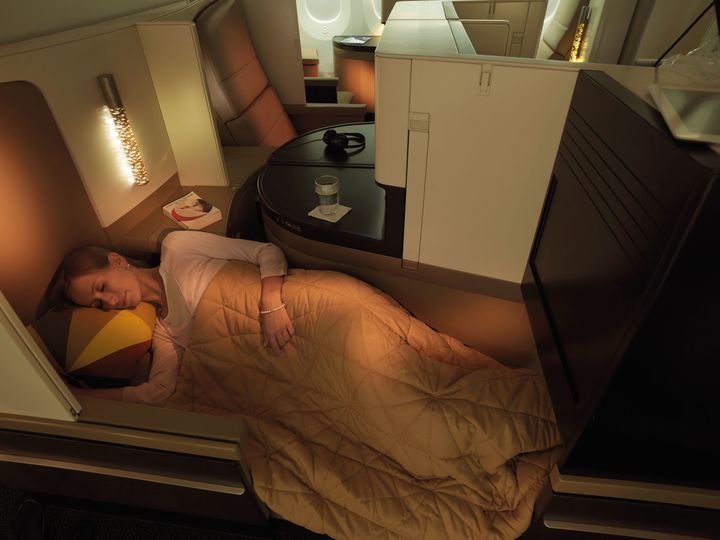 Etihad's Business Studios, flying to Brisbane on the Boeing 787-9