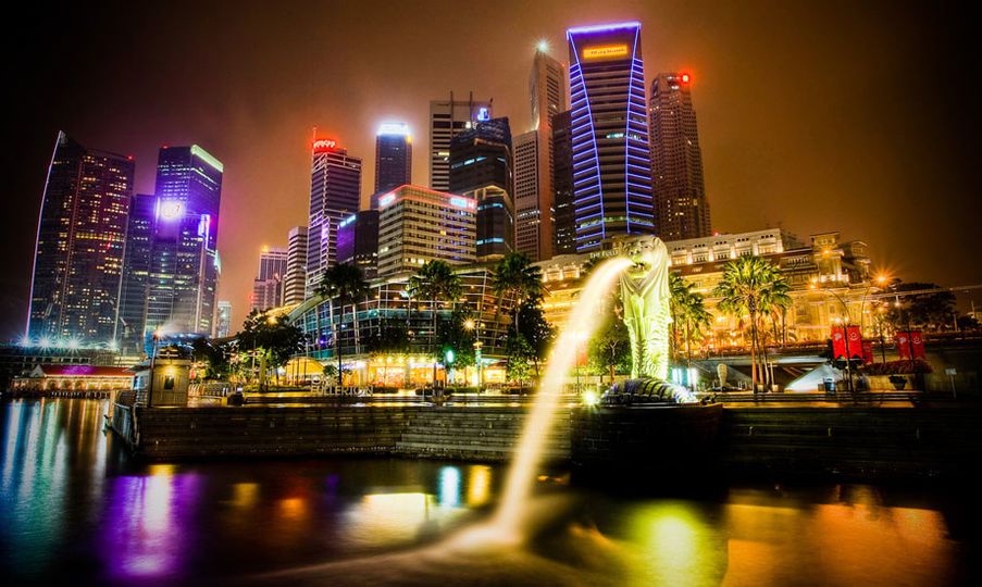 Many travellers still prefer to fly via Singapore than Dubai