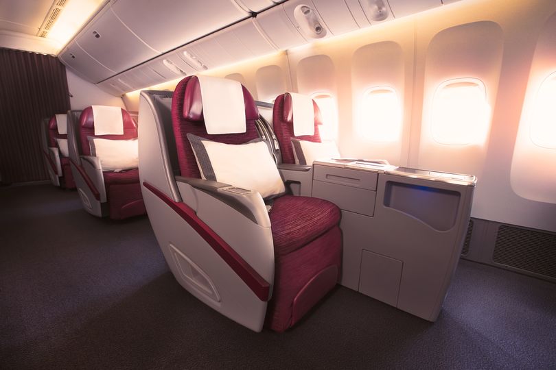 Qatar rolls out Qsuite business class to its Boeing 777-200LR jets ...
