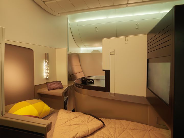 Etihad Airways' Boeing 787 Business Studio business class