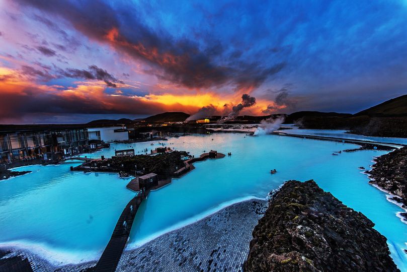 The spectacular geothermally heated pool of Iceland’s Retreat at Blue Lagoon resort.