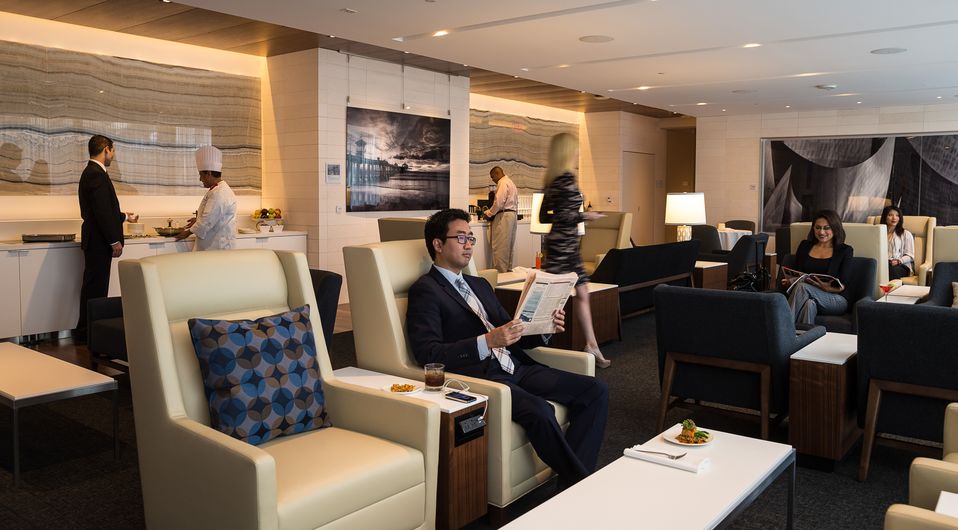 The LAX Star Alliance first class lounge