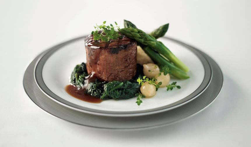 Book the beef fillet with green peppercorn sauce