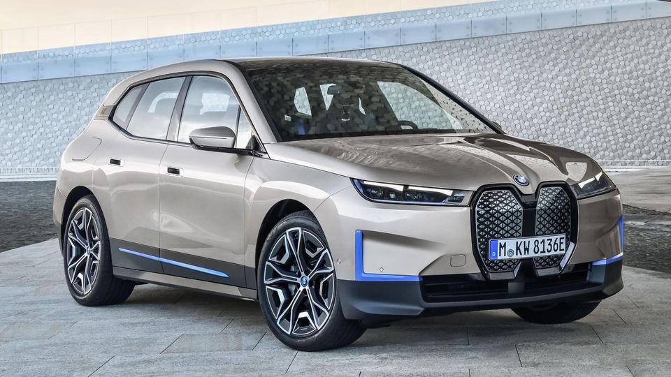 BMW's 2021 iX SUV