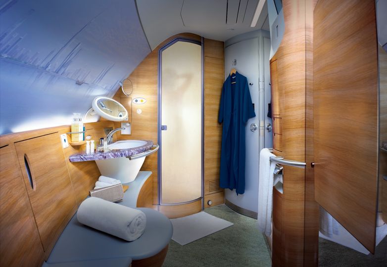 Emirates' original Airbus A380 first class shower suite.