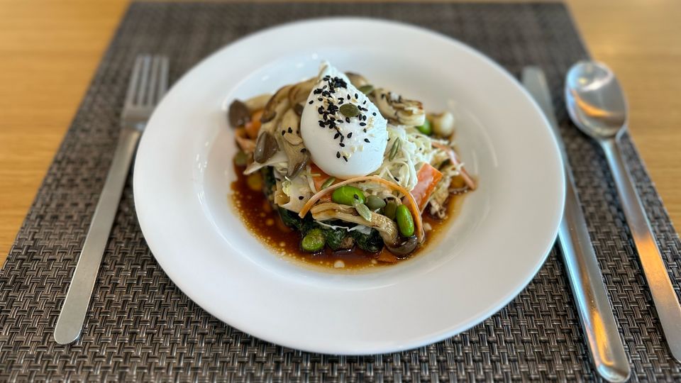 Qantas First Lounge Winter 2023 menu: buckwheat, mushroom and sesame spinach bowl.