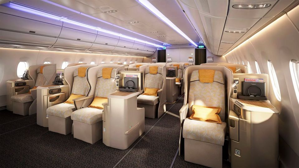 Asiana Airlines' Business Smartium class.