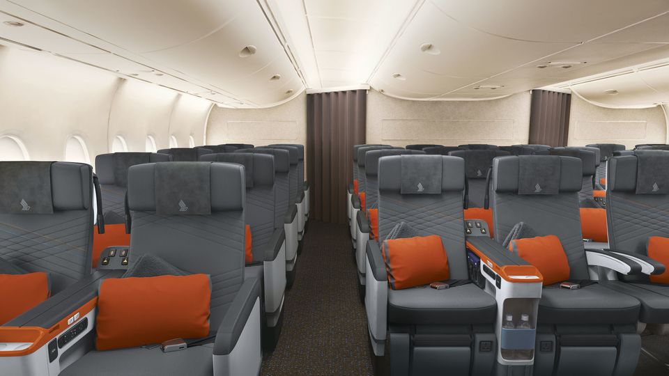 Singapore Airlines premium economy is laid out in a 2-4-2 configuration.