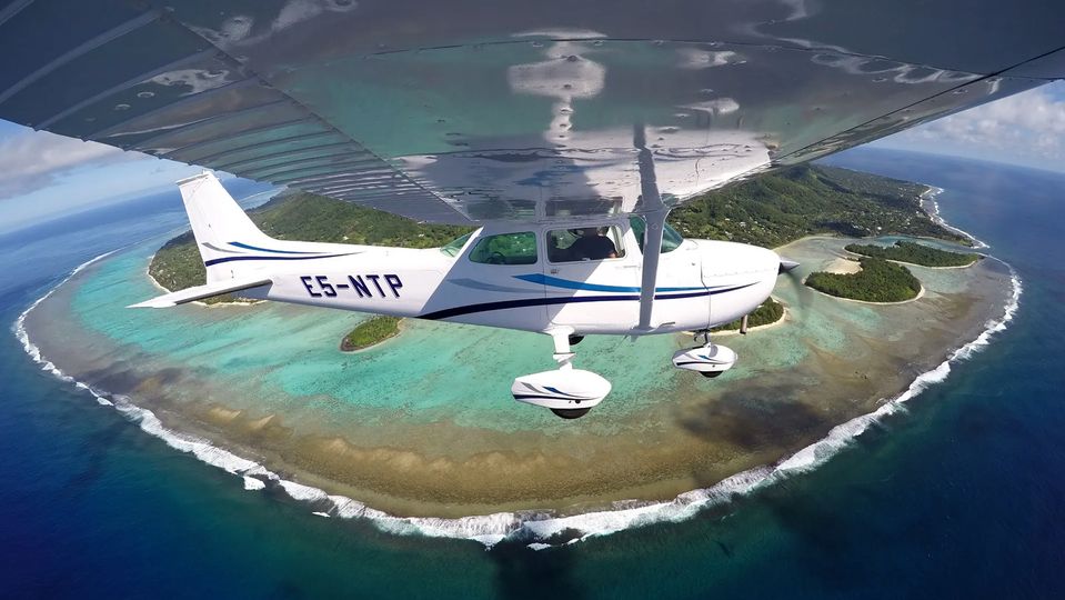 Flightseeing with Air Rarotonga.