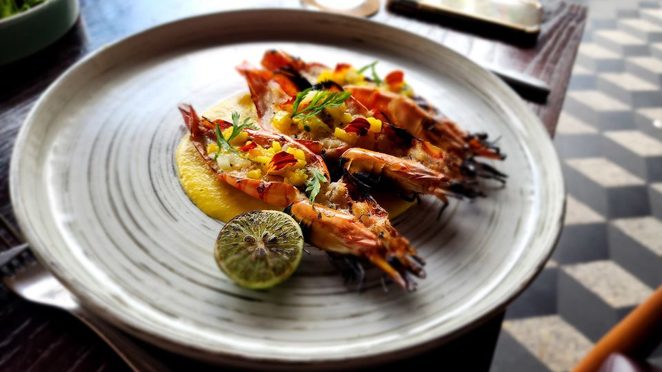 King prawns with mango salsa and corn puree at SugarSand.