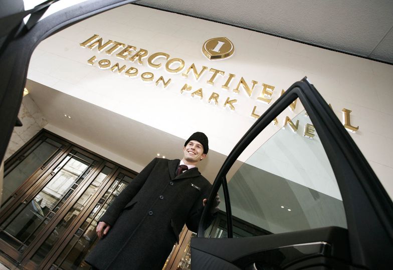 Redeem your points at the InterContinental: London Park Lane hotel. VisMedia