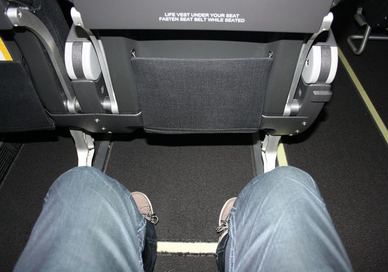 The foot space and legroom in seat 13C