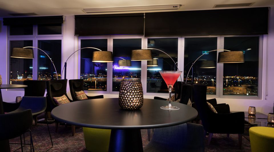 Rydges Sydney Airport Hotel: Cloud 9 Rooftop Bar
