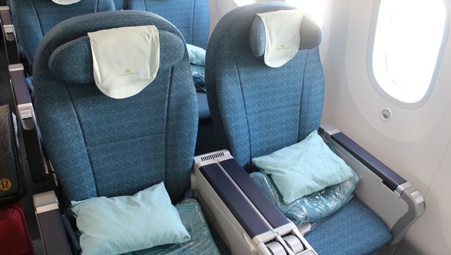 Review: Vietnam Airlines Boeing 787 premium economy (Ho Chi Minh-Sydney ...